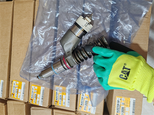 更換卡特彼勒C18柴油機噴油器的具體步驟是怎樣的？